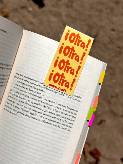 ¡OTRA! ¡OTRA! Magnetic bookmark